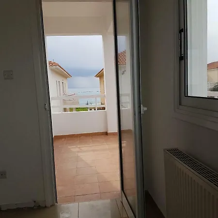 Prestige 3 With Sea View In * Perivólia