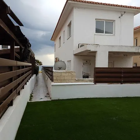 Prestige 3 With Sea View In Villa *